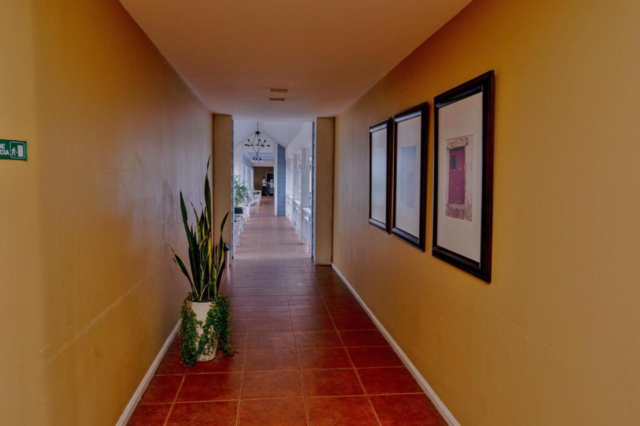 Hotel Casona Del Lago Flores Εξωτερικό φωτογραφία