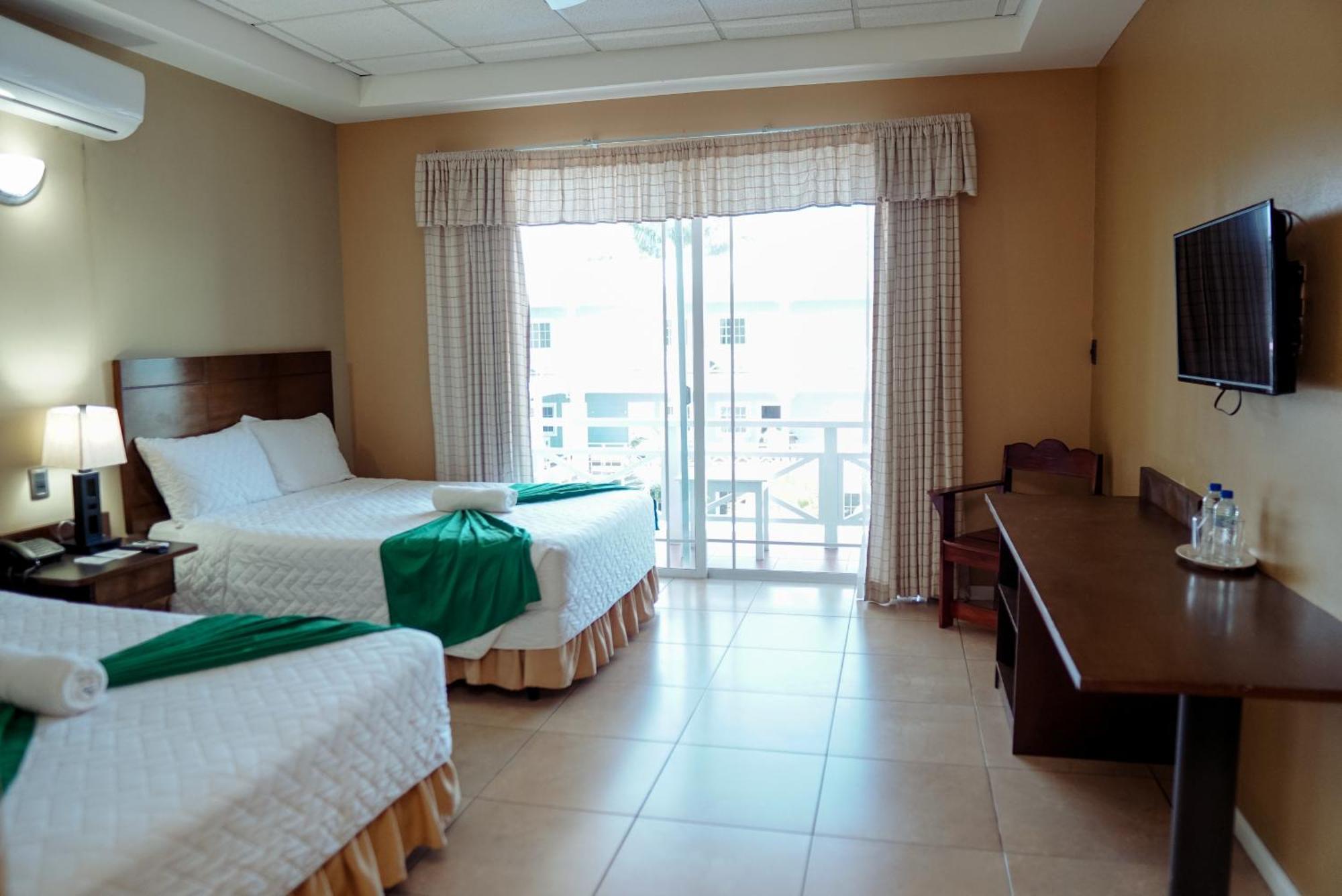 Hotel Casona Del Lago Flores Εξωτερικό φωτογραφία